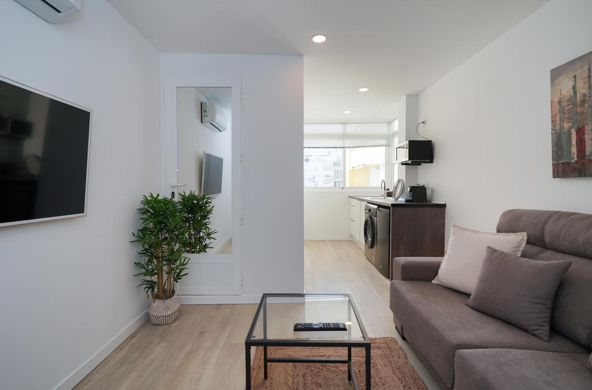 Nomad Malaga - Chic Apartament Center Torremolinos Kültér fotó