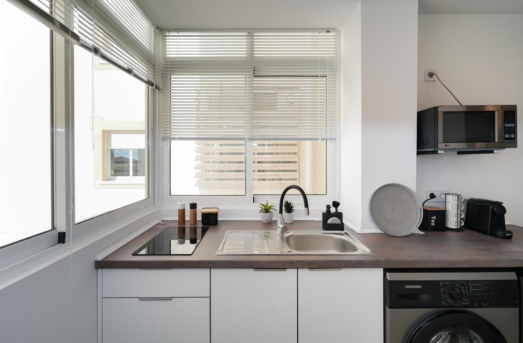 Nomad Malaga - Chic Apartament Center Torremolinos Kültér fotó